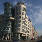 "Ginger und Fred" in Prag, Architekt: F. O. Gehry (2)