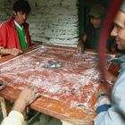 Giocando alla carambola in Nepal