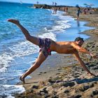 giocando in spiaggia