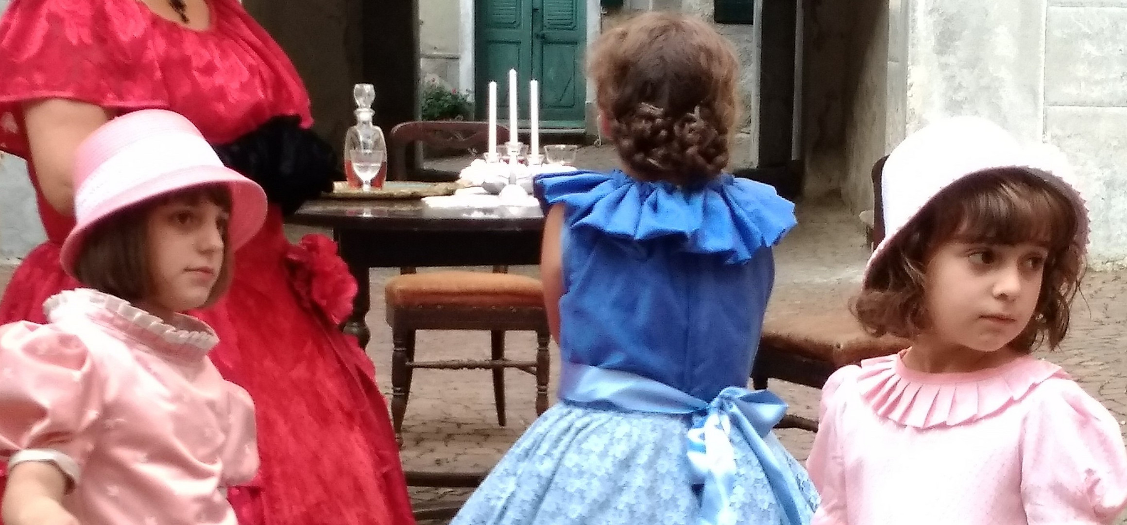 GIOCHI DI BAMBINE Foto % Immagini| temi Foto su fotocommunity