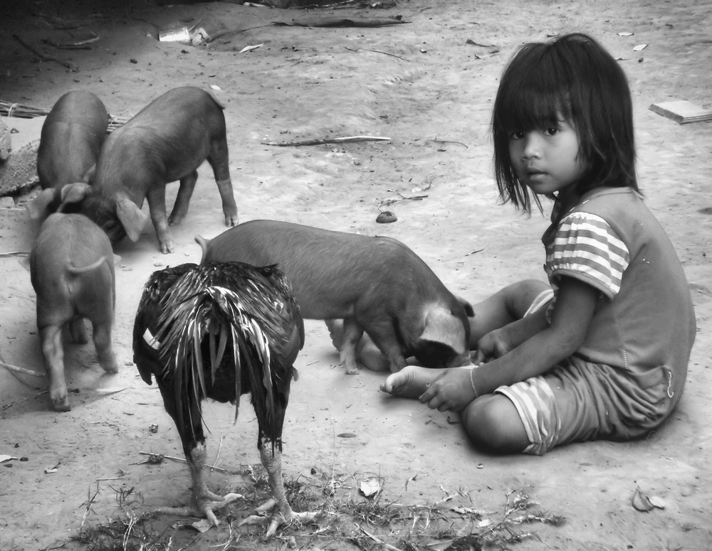 Giochi di bimba Cambogiana