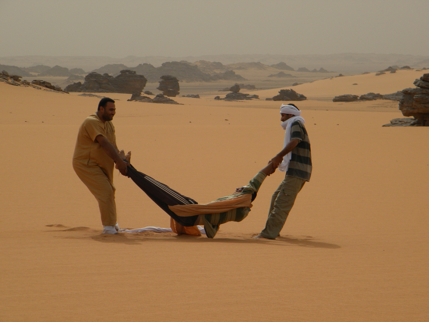 giochi nel deserto libico, quando ancora si poteva