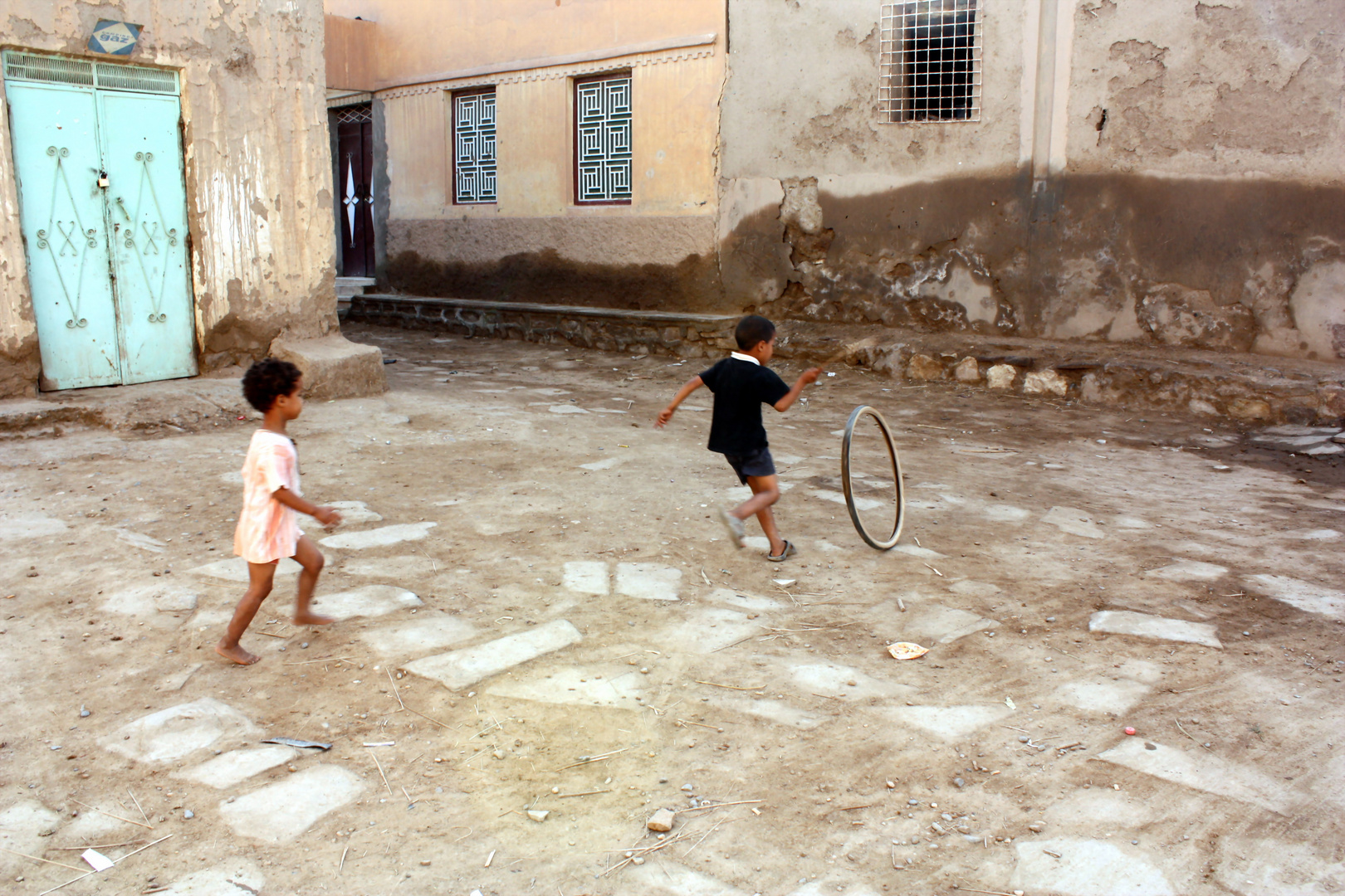 GIOCO DEL CERCHIONE DI BICICLETTA