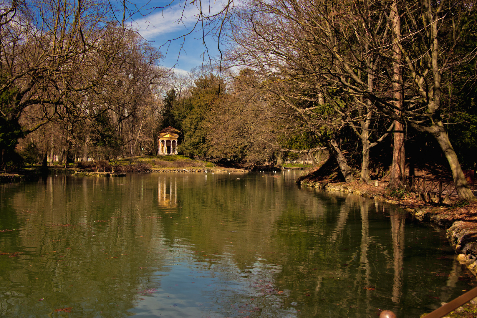 Giornata di sole invernale in Villa Reale