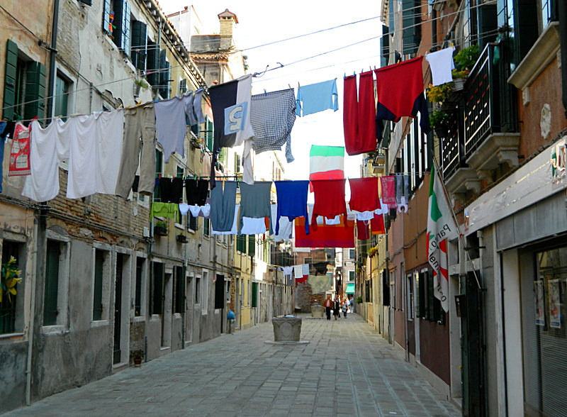 Giorno di bucato in Calle Nuova