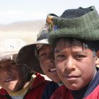 Giovani contadinelli peruviani.