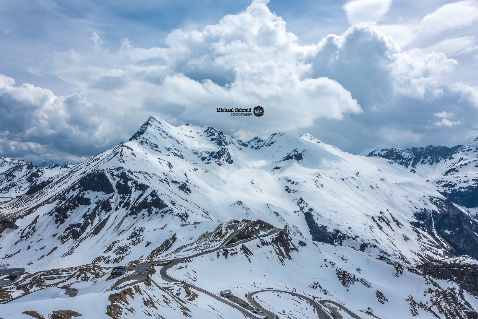 Gipfel an der Hochalpenstrasse in Österreich