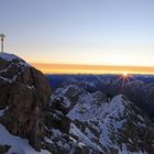 Gipfel der Zugspitze bei Sonnenaufgang