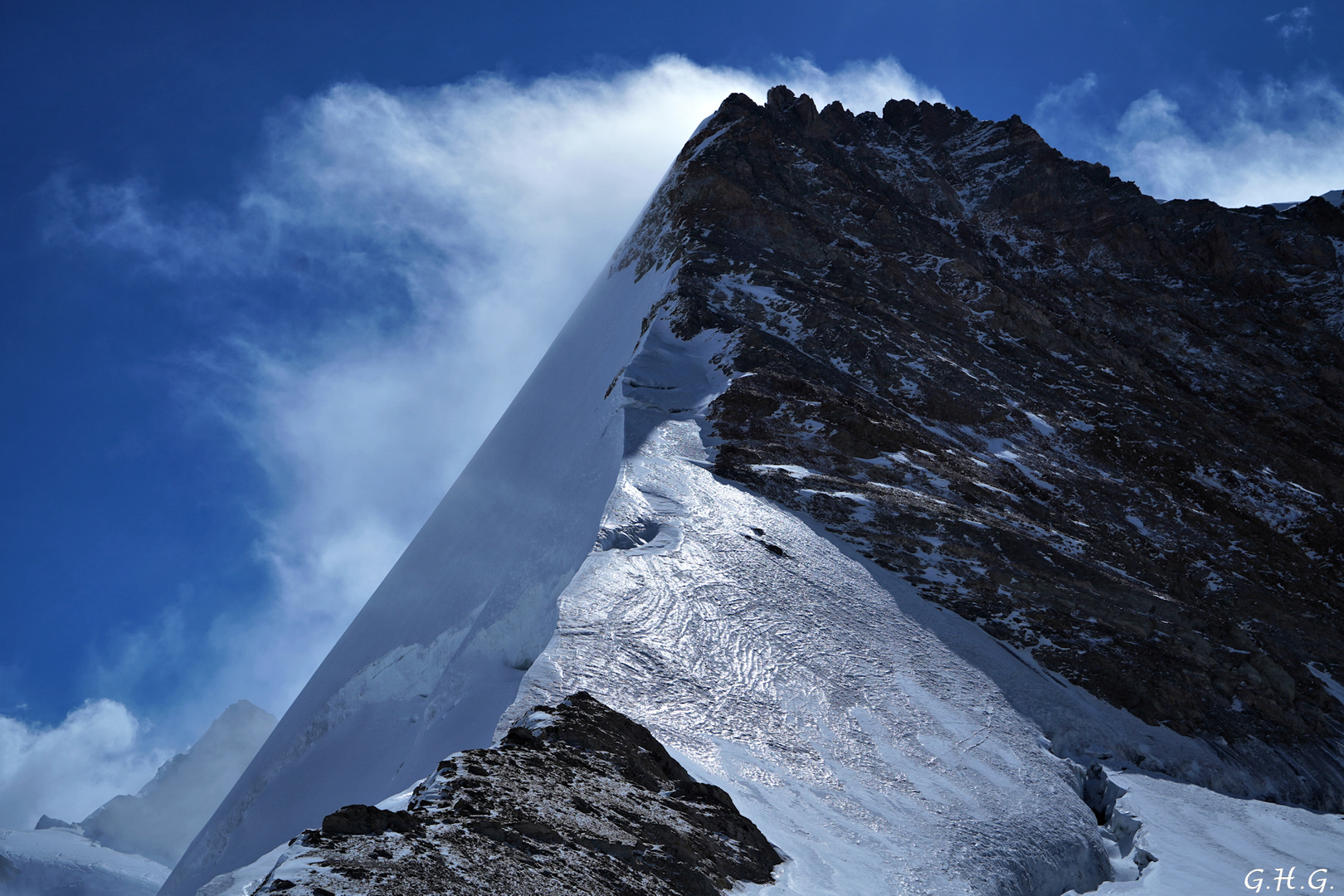 Gipfel im eisigen Wind