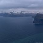 Gipfelblick vom Árnafjall (722 m) auf Vágar - Färöer Inseln