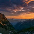 Gipfelgrate vom Rotsteinpass bei Sonnenuntergang im Appenzeller Land