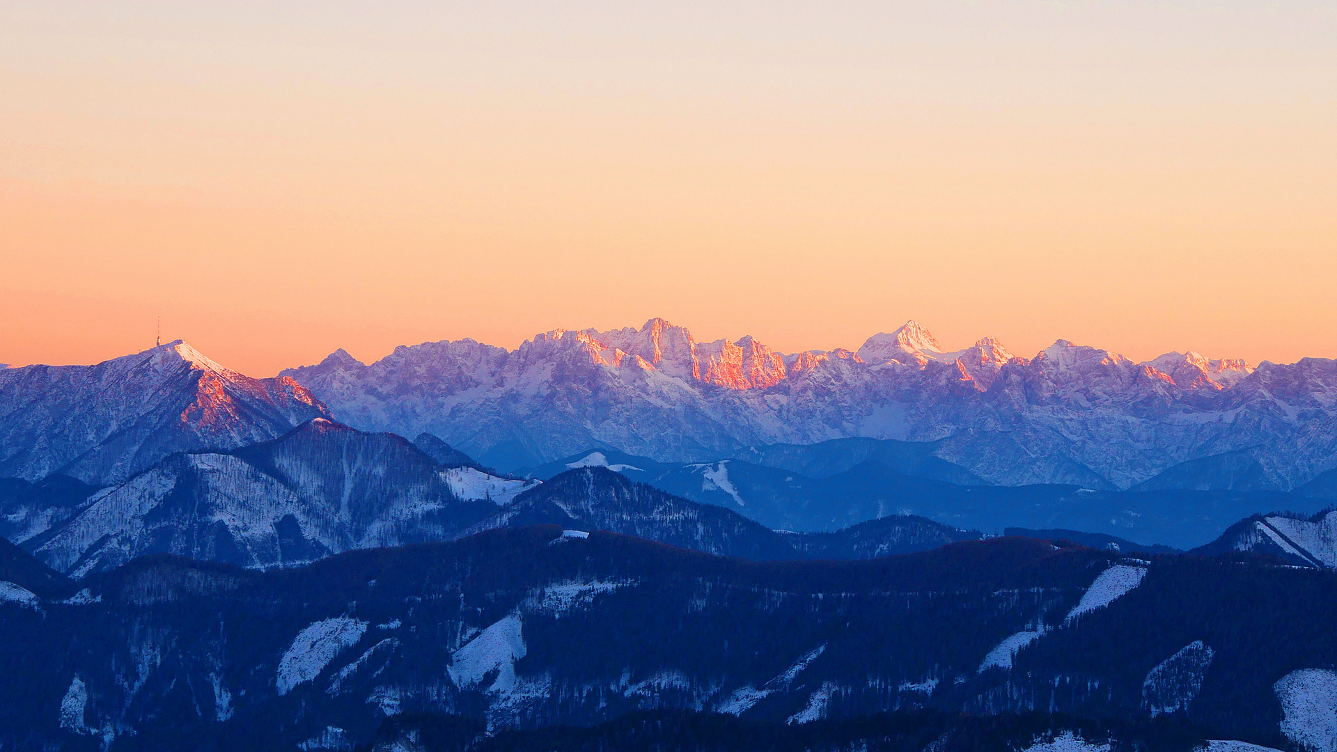 Gipfelkette im Abendrot