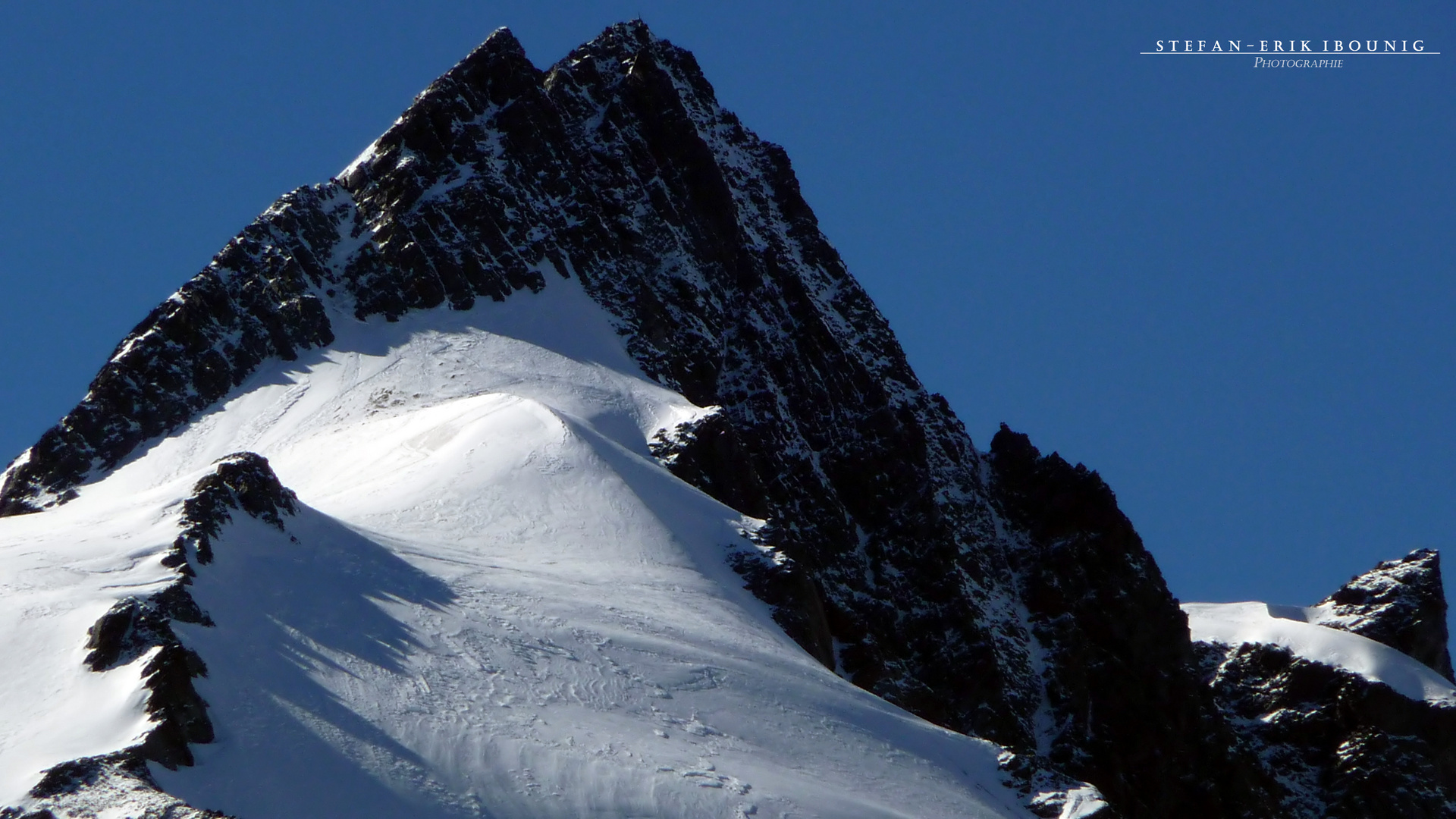 " Gipfelkreuz am Großglockner 3798m "