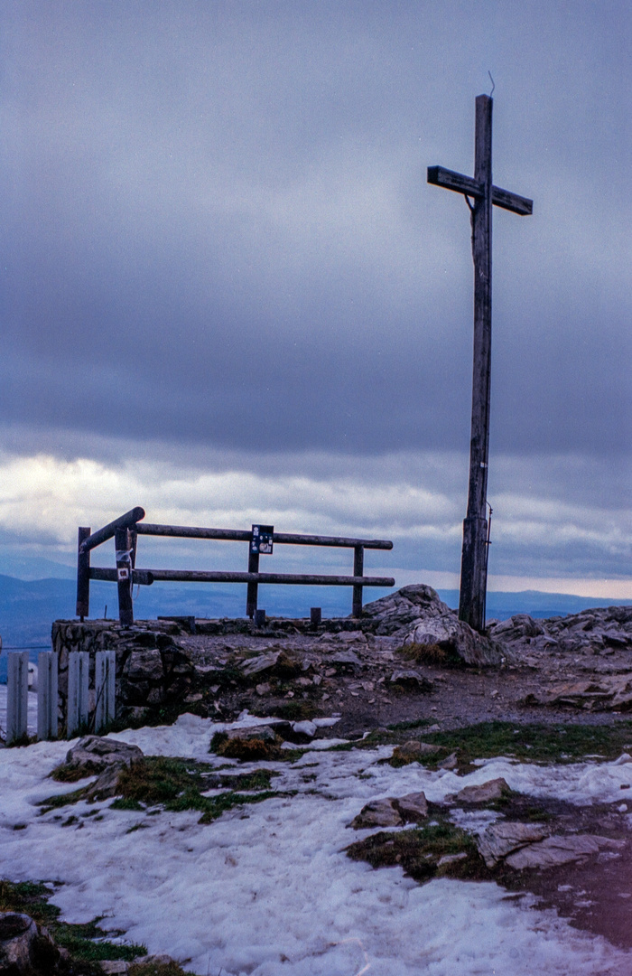 Gipfelkreuz am Jested - analog