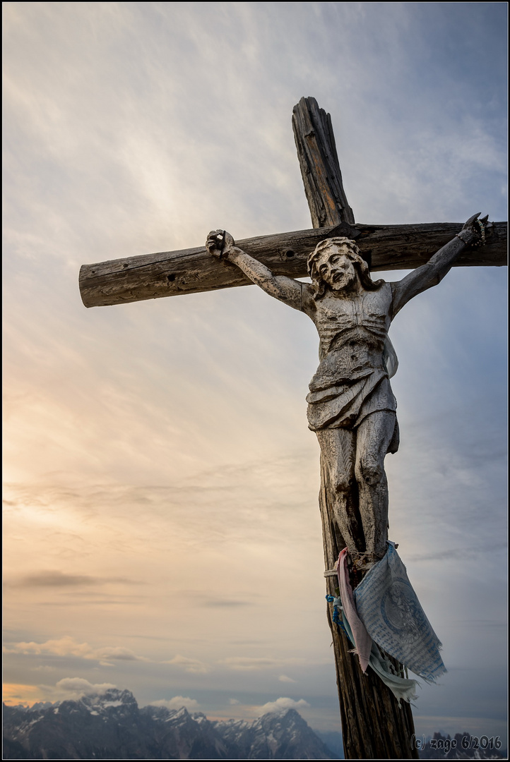 Gipfelkreuz am Lagazuoi-kl