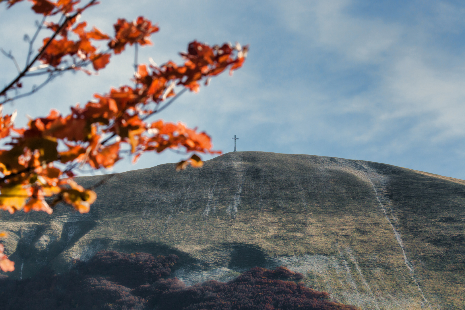 Gipfelkreuz am Monte Catria