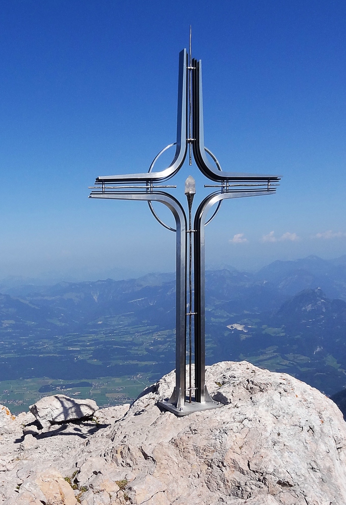 Gipfelkreuz auf dem Hohen Göll (Berchtesgaden)