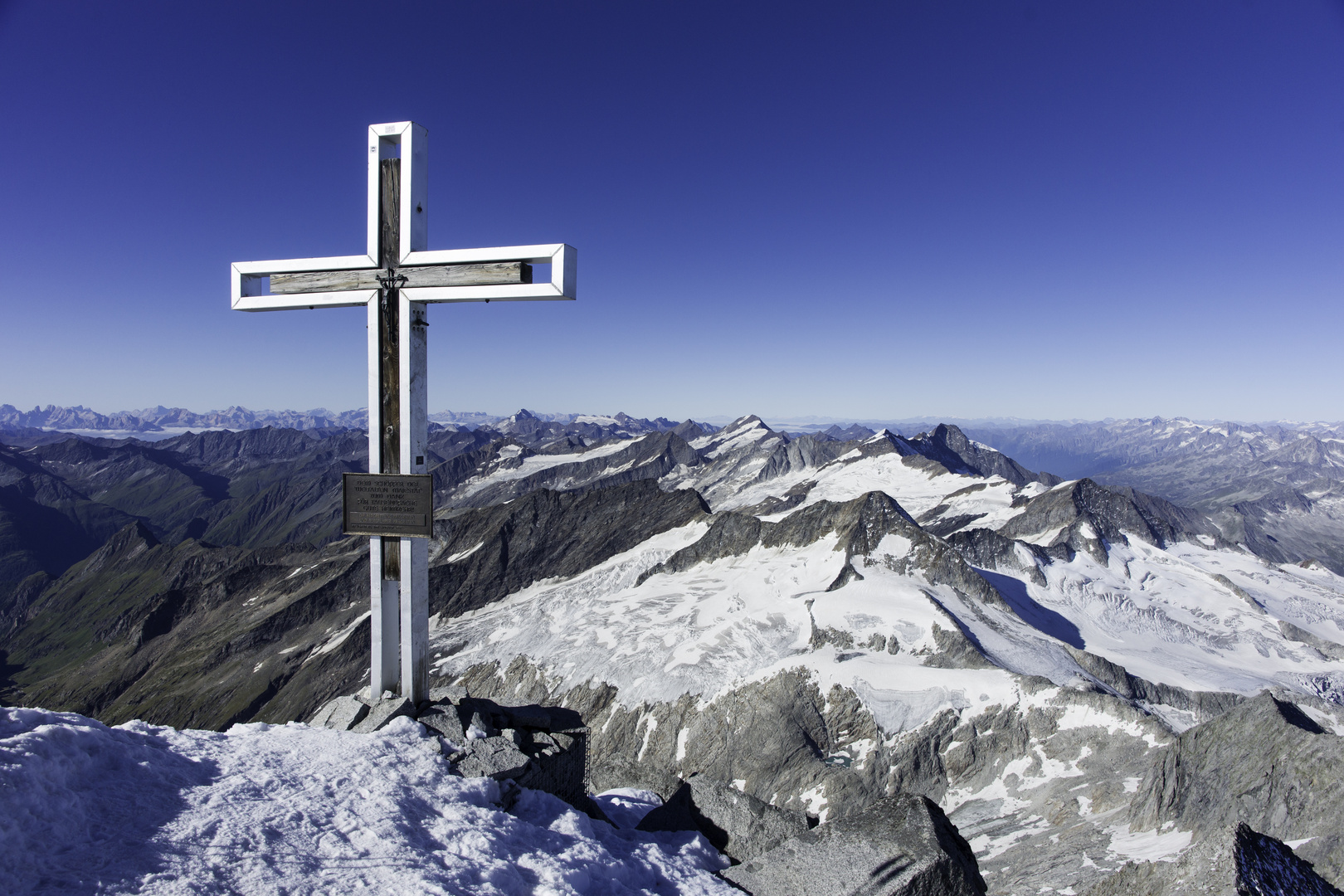 Gipfelkreuz des Großvenedigers (3674 m)