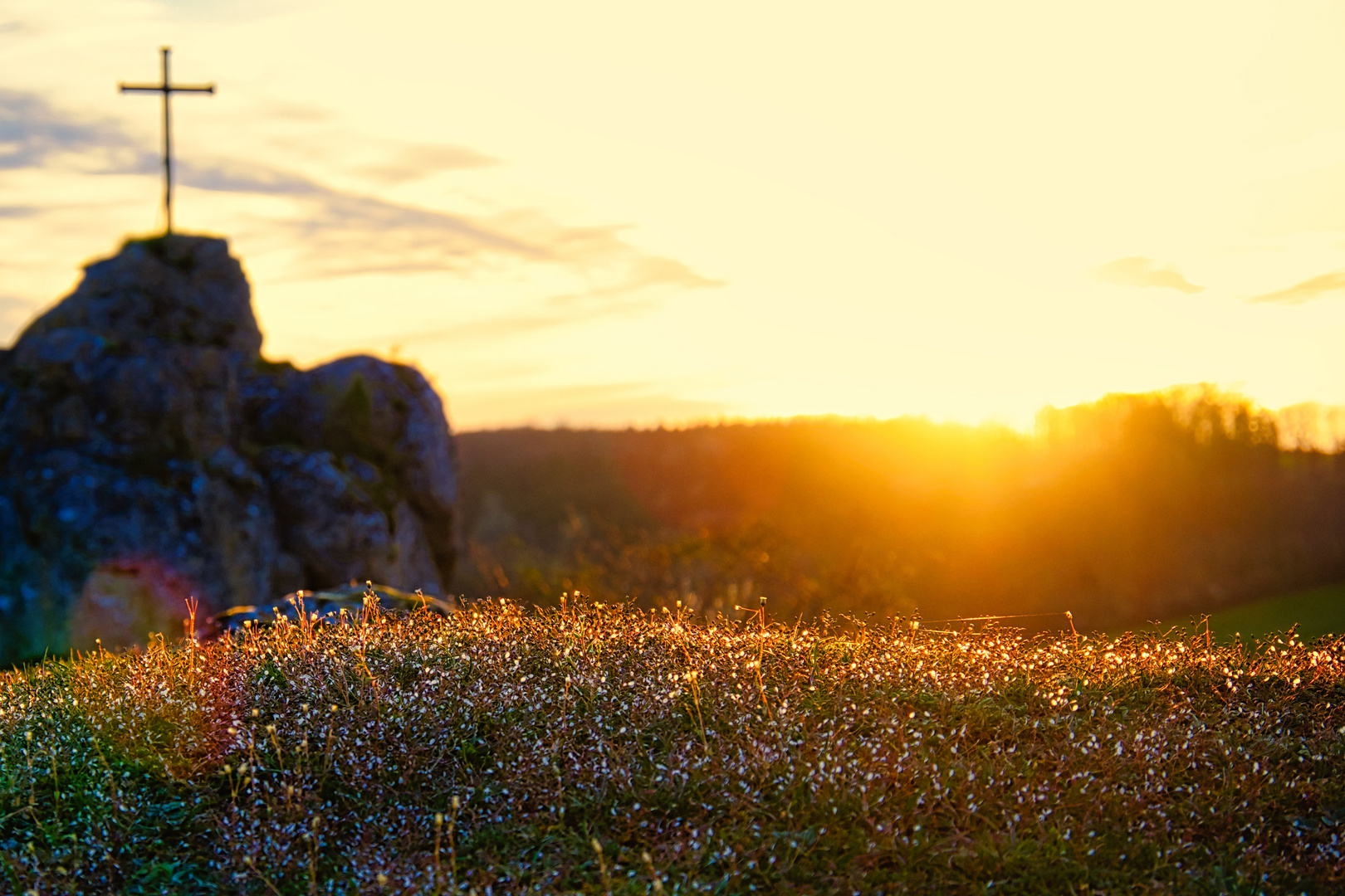 Gipfelkreuz zum Sonnenuntergang