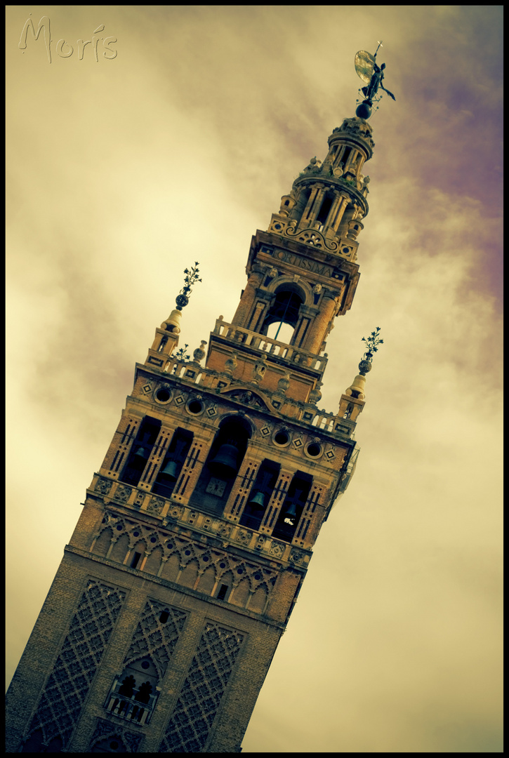 Giralda de arte