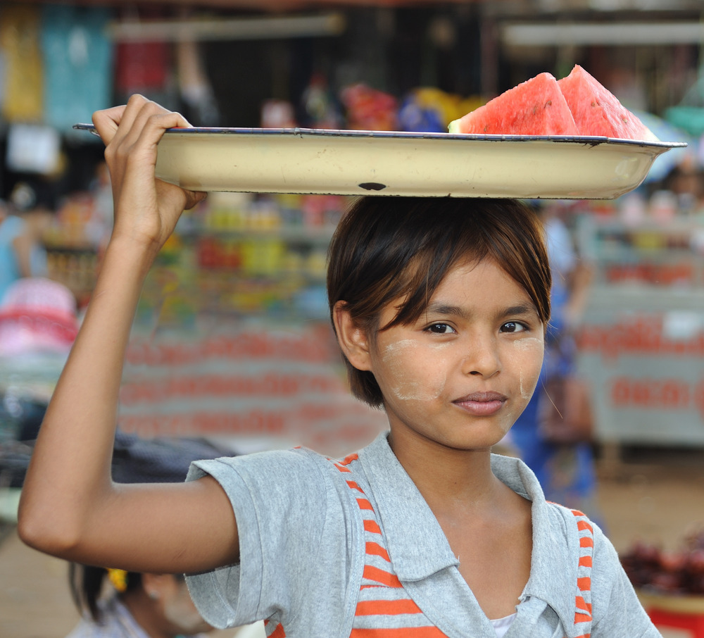 Girl 3 at Kyaikhtiyo Market