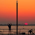 Girl Celebrating the Sunset (Wedel, September 2016)