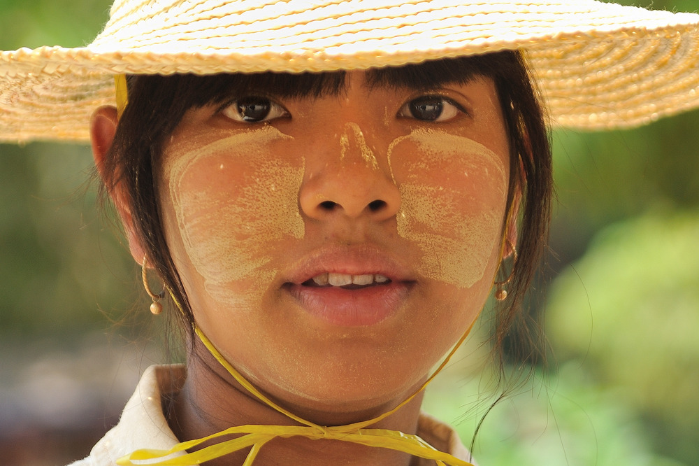 Girl from Bagan