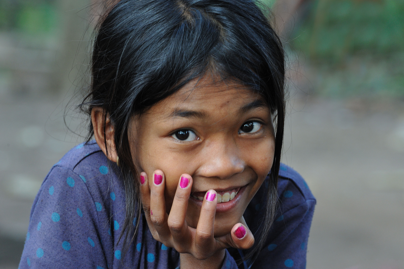 Girl from Lolei Temple 09