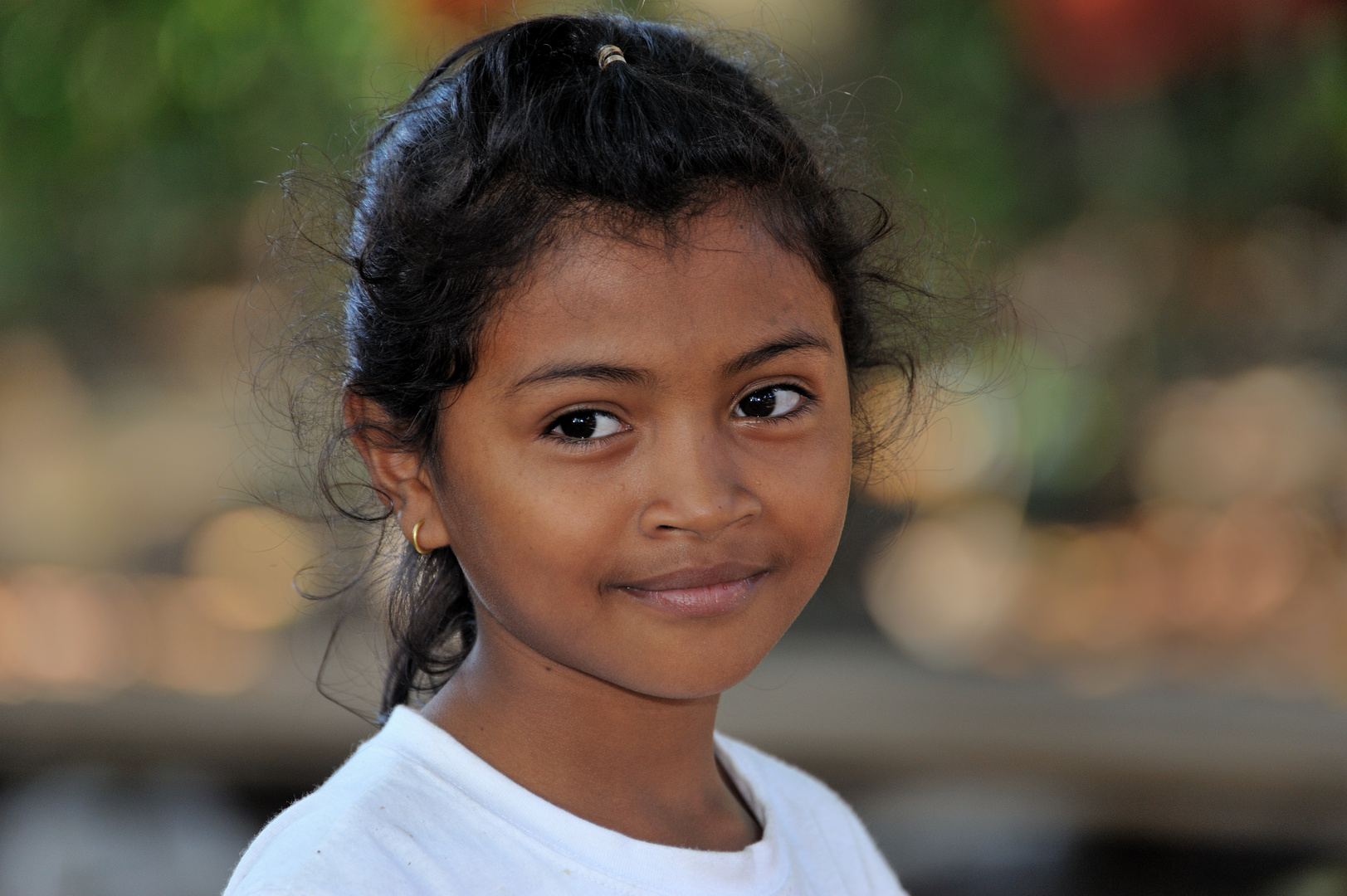 Girl from Lolei Temple 12