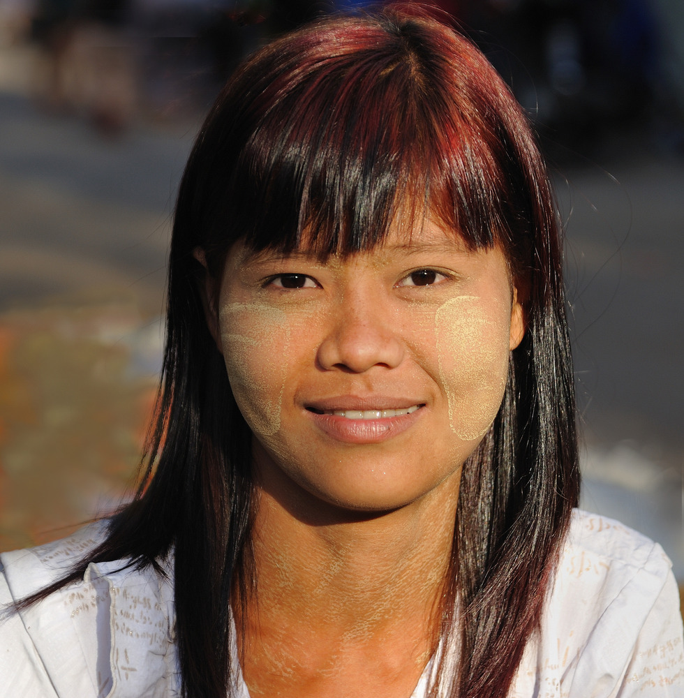 Girl from Mawlamyaing