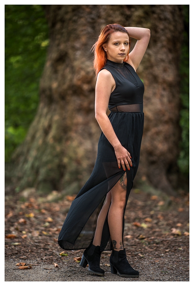 Girl in Black Foto & Bild Bilder auf