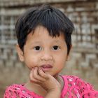 Girl in Taungthaman