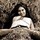Girl in the hay - Mädchen im Heu