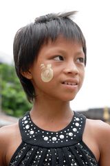 Girl with a lovely thanaka make up
