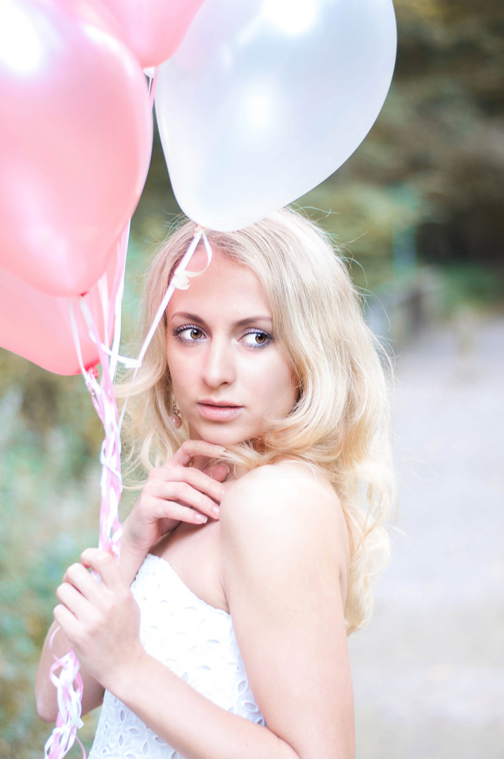 Girl with pink balloons II