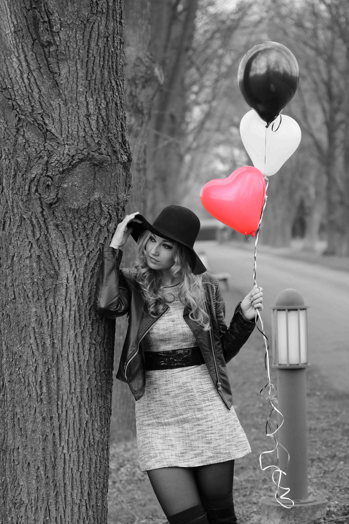 Girl with the red Balloon