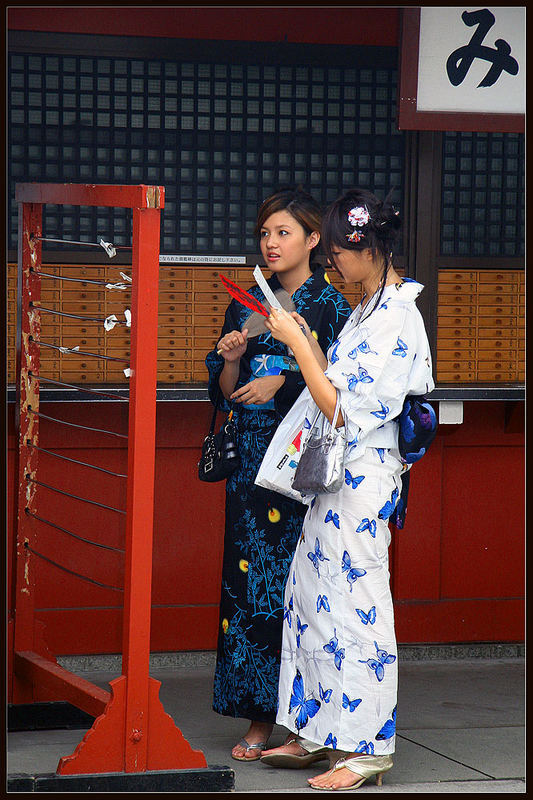 Girls at the Asakusa Temple, Tokyo