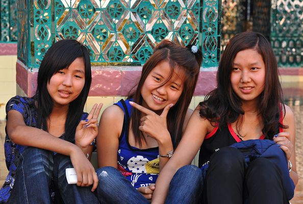 Girls from Mandalay Hill