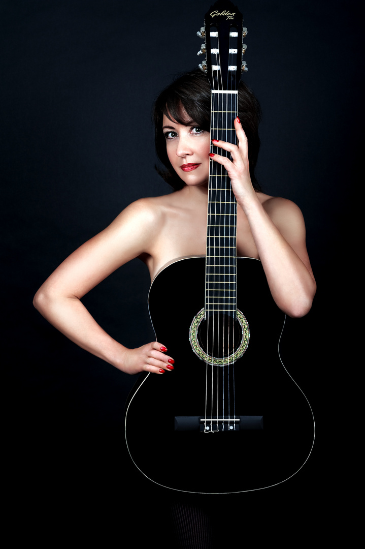 Gitarrenfrau Foto Bild Portrait Selbstportraits Frau Bilder Auf Fotocommunity