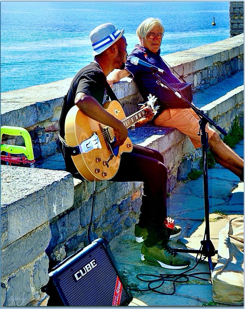 ~ Gitarrenklänge am Meer ~