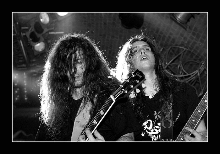 Gitarreros von Mystic Prophecy (Matrix Bochum)