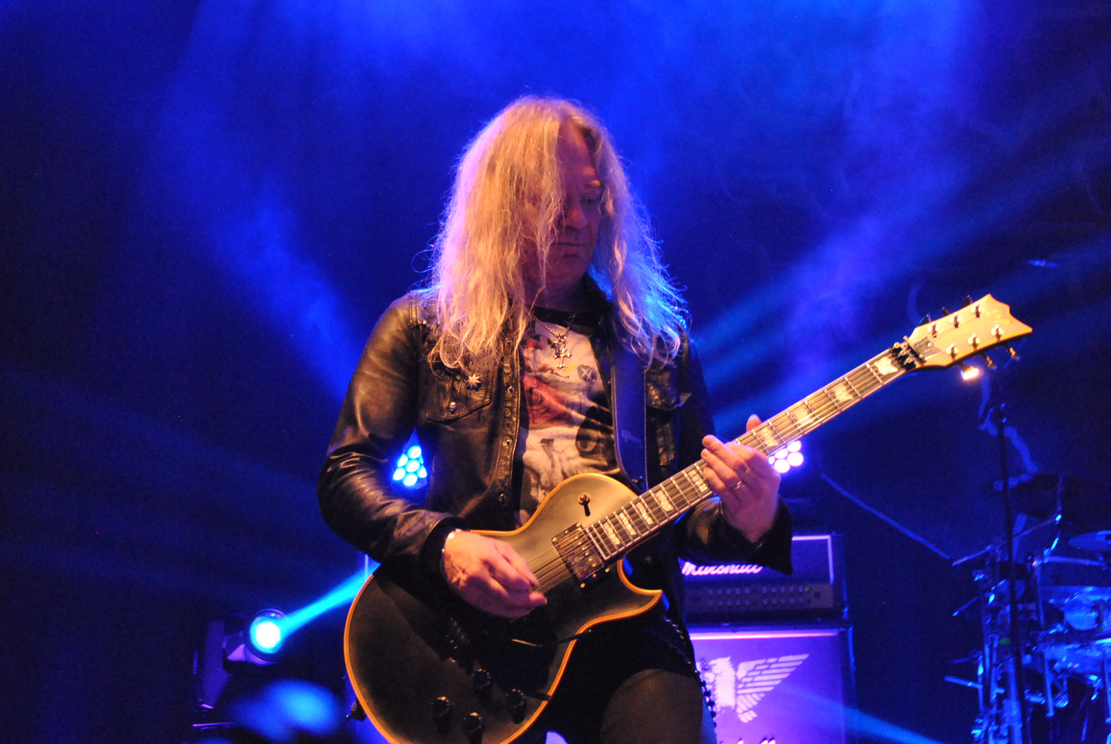 Gitarrist Doug Scarratt Saxon