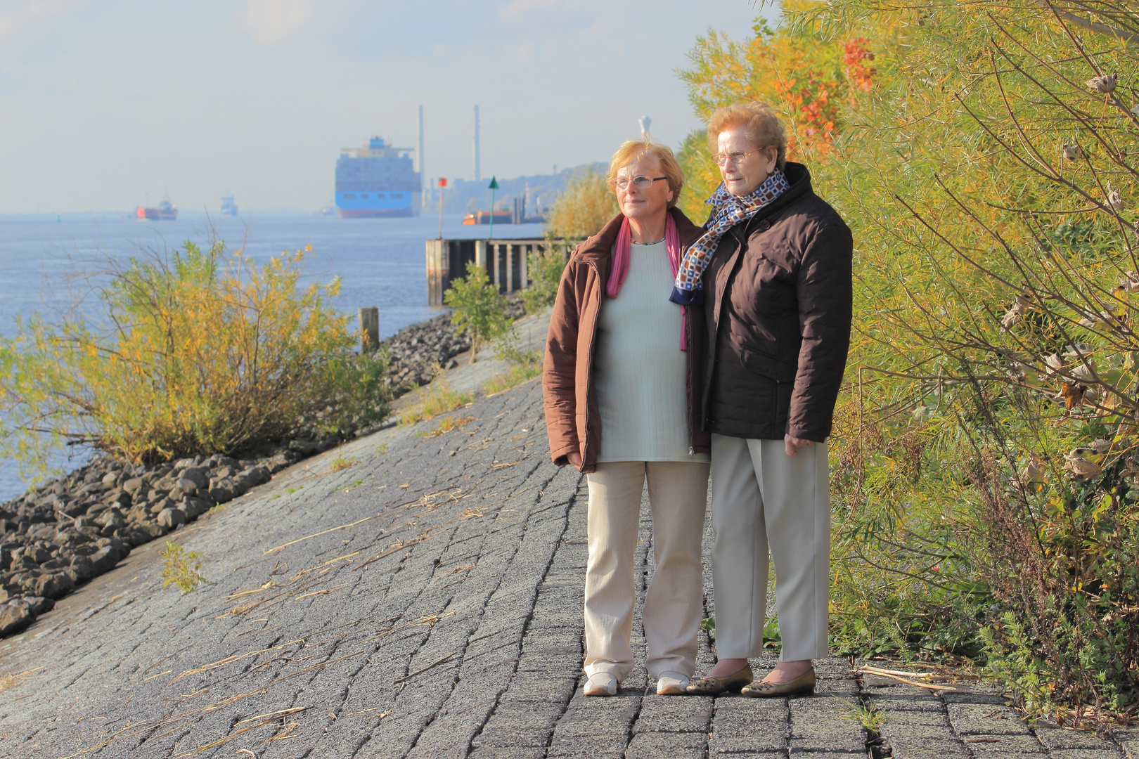 Gitte & Erna an der Elbe