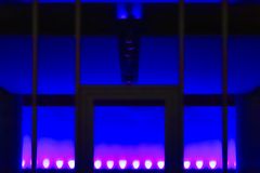 Gitter über Blau