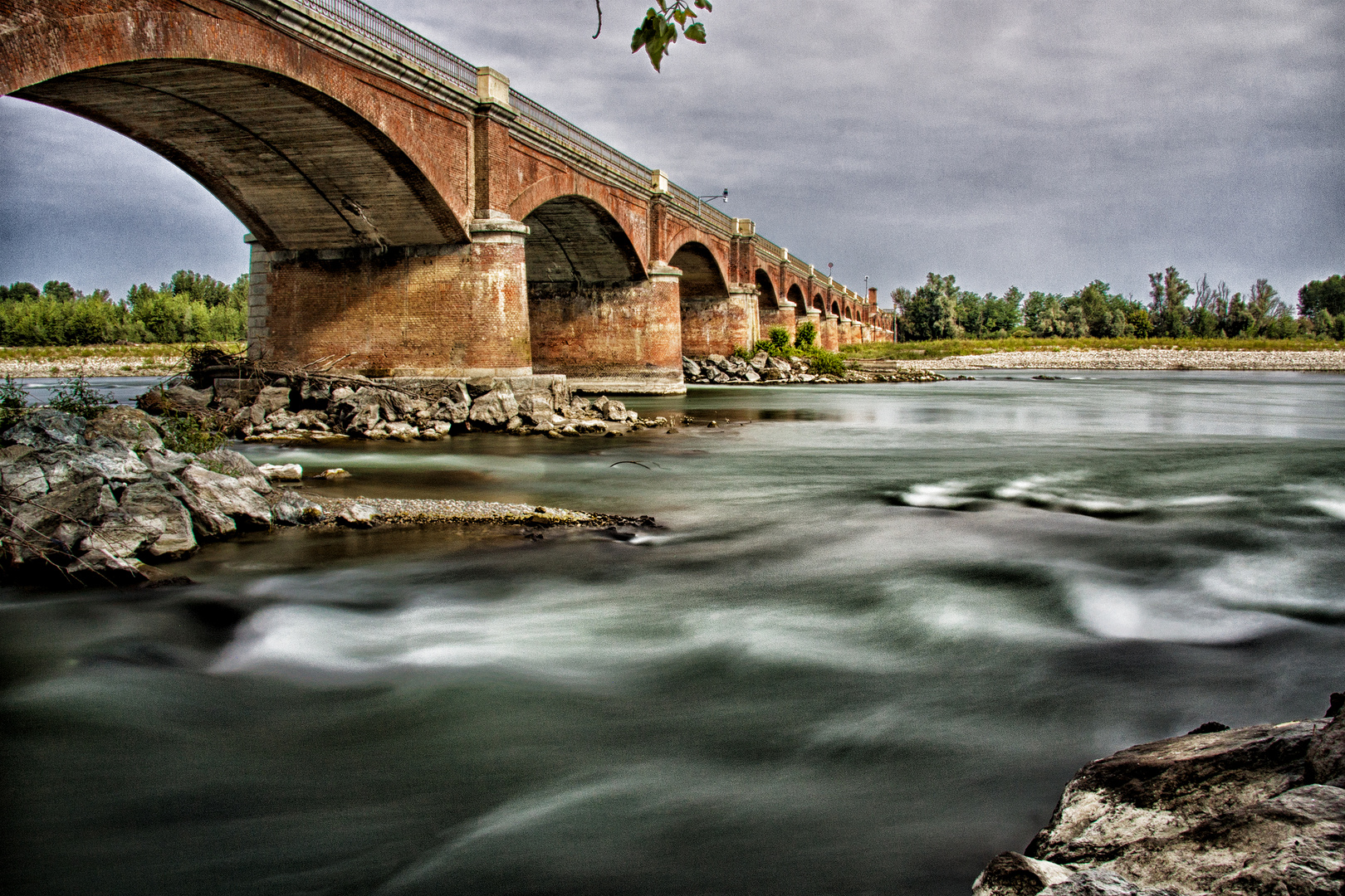 ... giù al fiume #2 ...