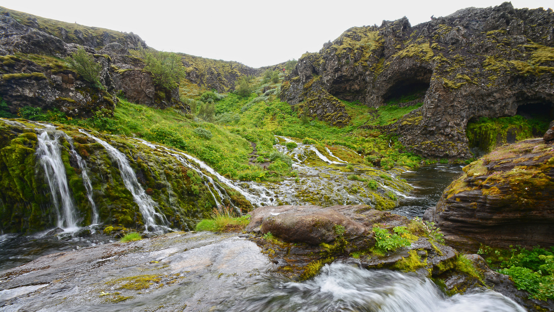 Gjaim Canyon Island