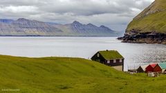 Gjógv, Wohnhaus an der Küste