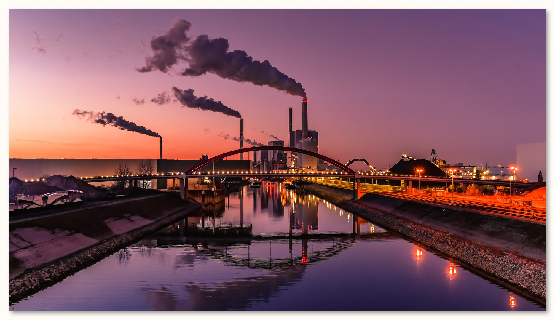  GKM - Großkraftwerk im Abendlicht