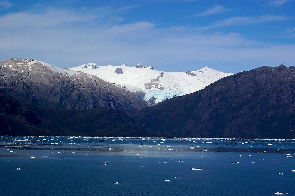 Glaciar en un fiordo chileno