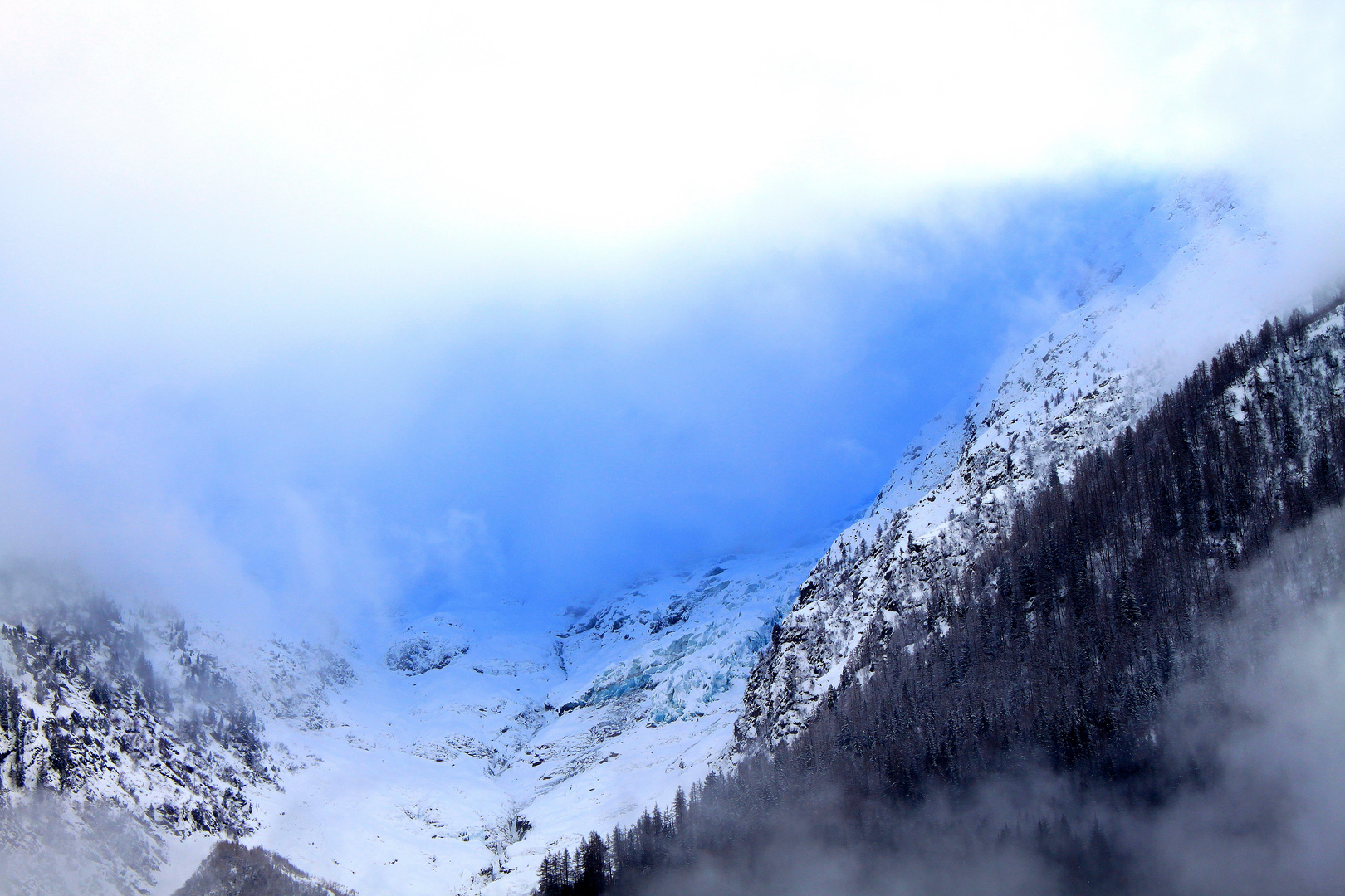 Glacier de Taconnaz en Hiver a cote des Bossons